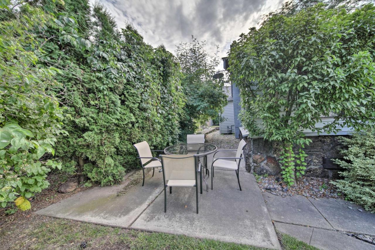 Bright And Airy Liberty Lake Abode With Backyard! מראה חיצוני תמונה